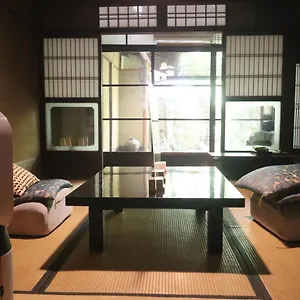 2* ゲストハウス ギャラリーのざわ